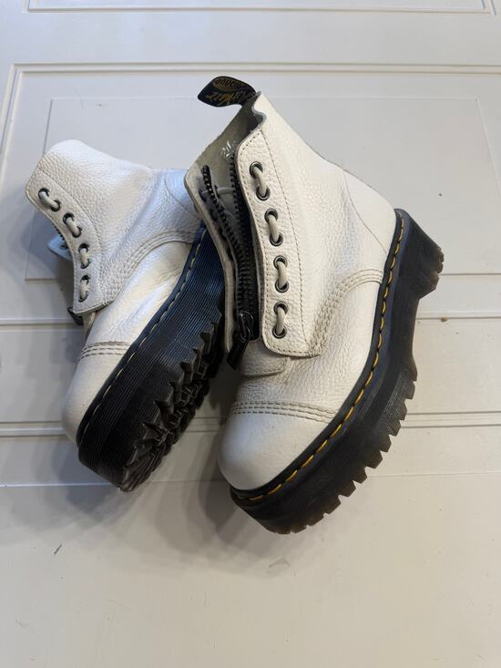 Dr. Martens Shoes - Doc Dr. Martens Womens Sz 8 White Sinclair Platform Zip Leather Boots
